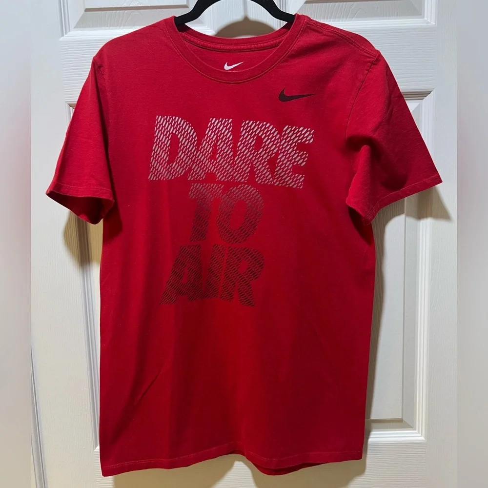 Nike T-Shirt